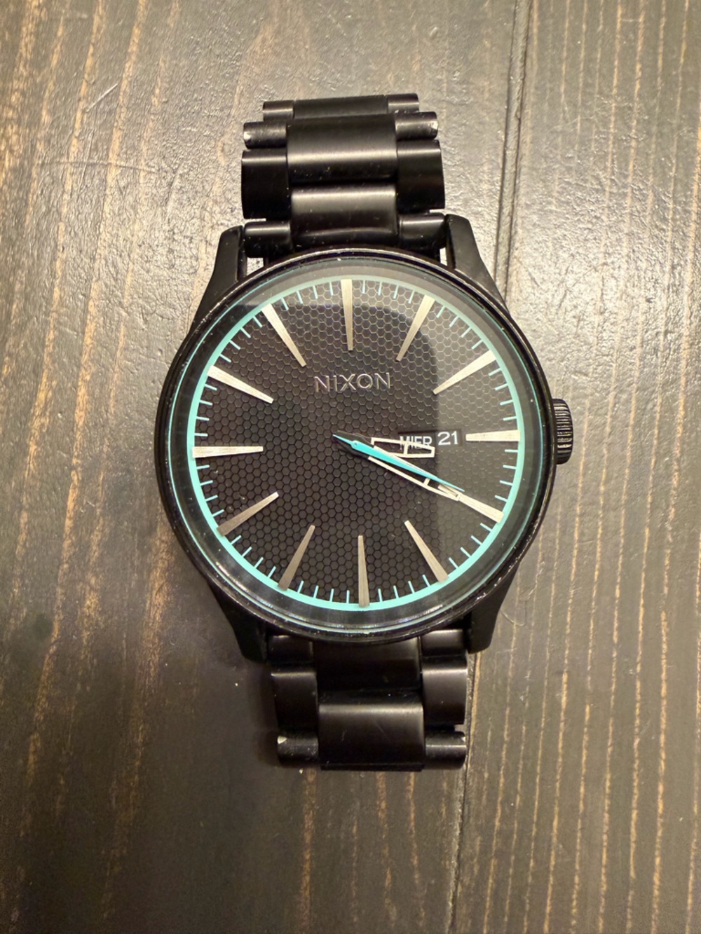 Nixon Sentry